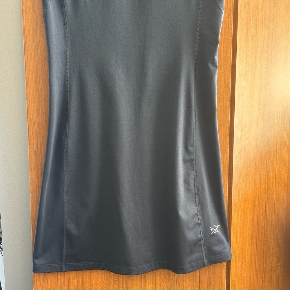 Arc'teryx Navy Short Sleeve V-Neck Activewear Mini Dress Tunic Size Small - Picture 6 of 7